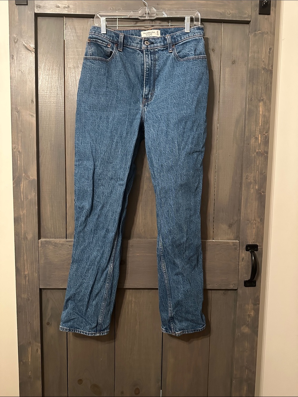 Abercrombie & Fitch Curve Love Straight Jeana